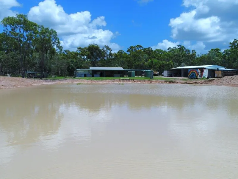 40 ACRES, OFF GRID LIVING AT ITS BEST