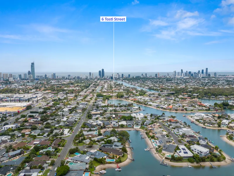 Prime Waterfront Location with Untapped Potential