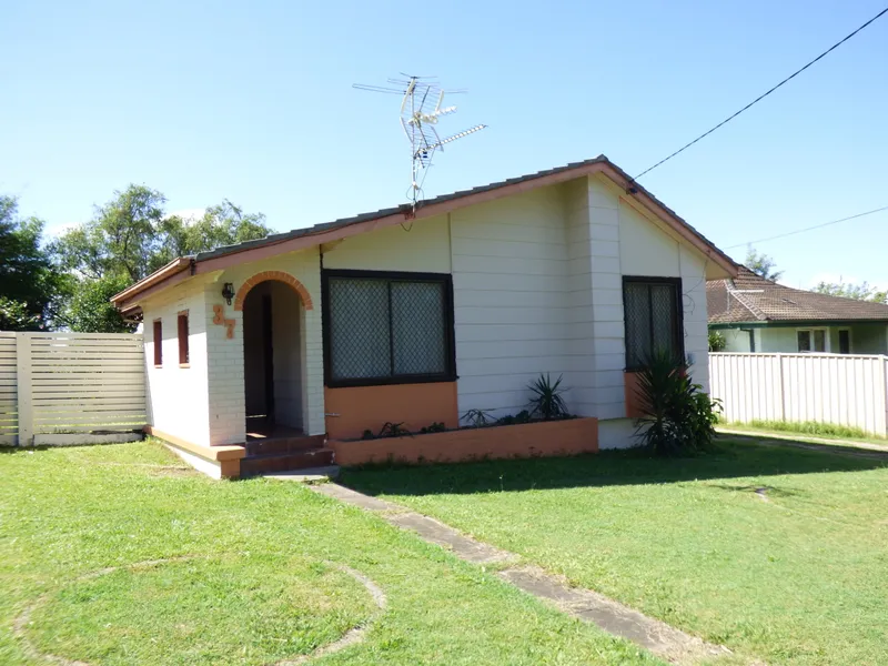 A 4-BEDROOMER WITH POTENTIAL