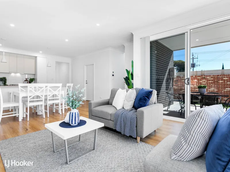 Multiple Living Areas for the Family in Prime Location