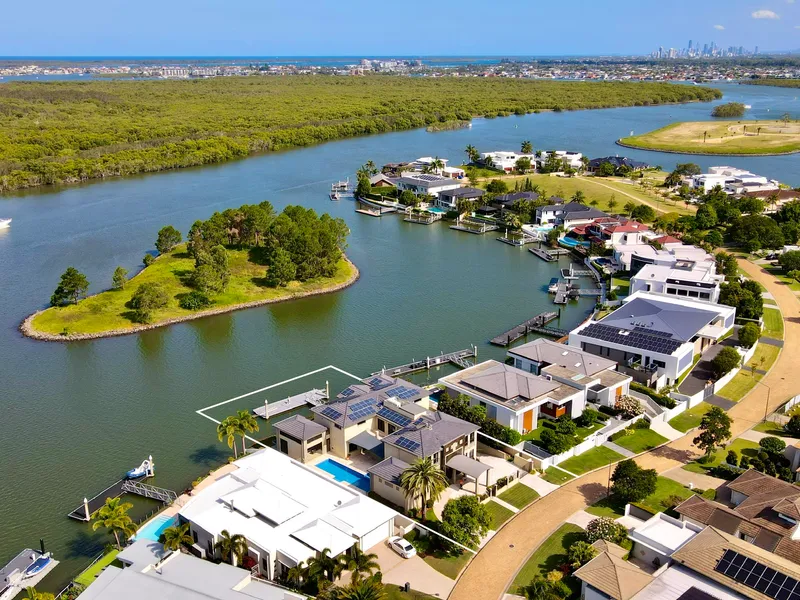 Huge volume, N/E aspect, 10 car basement, 30 metre waterfront, lift, concrete build, wine cellar, overseas buyers can buy