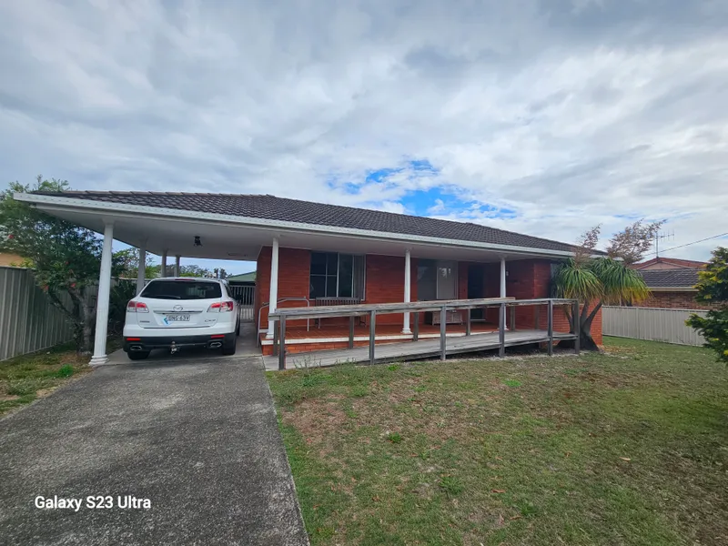 72 South St Tuncurry