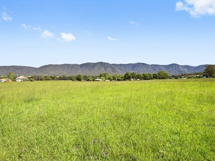 Rare offering ~ Araluen Valley