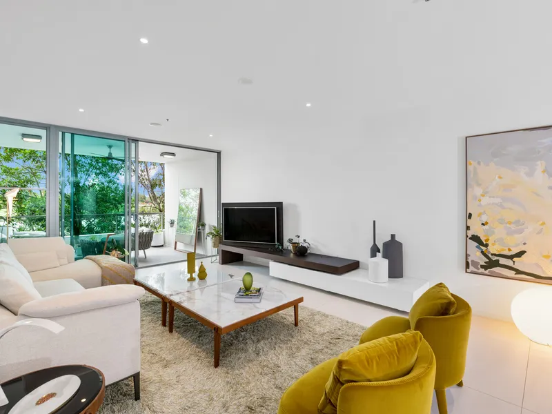 Luxurious Riverfront Apartment - This Property Must Be Sold