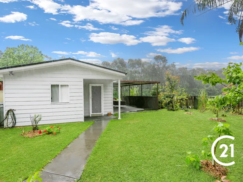 TWO-YEAR-OLD GRANNY FLAT - WATER INCLUDED
