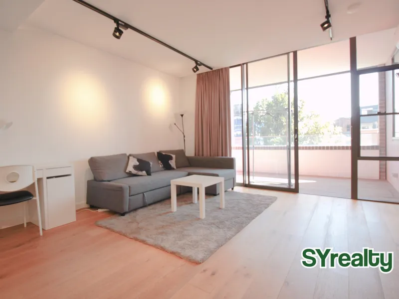 Fully furnished one bedroom modern apartment close to Broadway