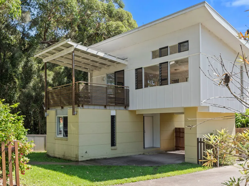 Walk to Mollymook Beach