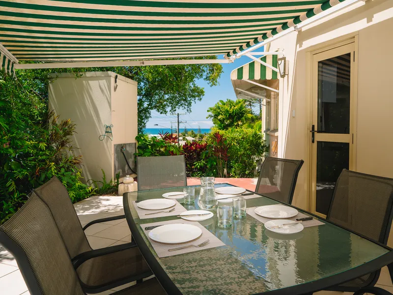 Expansive Ground Floor in Golden Triangle!