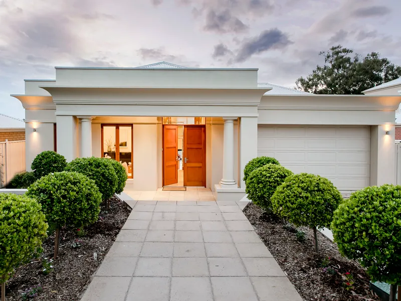 Grand Scale Luxury Resort Living!