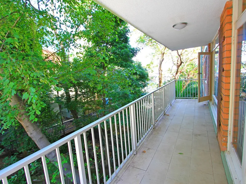 VALUE - SPACIOUS 2BR IN QUIET CONVENIENT LOCATION