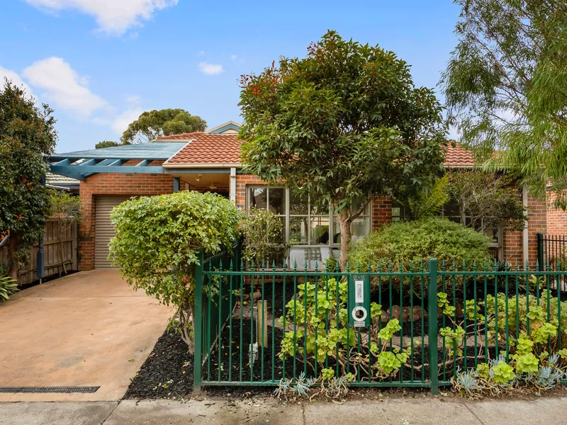 Northern light and classic comfort close to the park