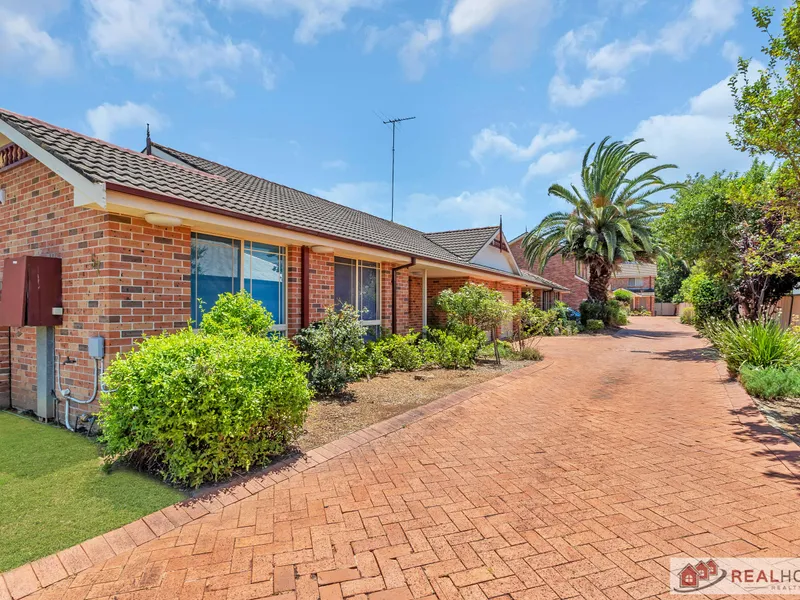 GREAT INVESTMENT/ FIRST HOME-GREAT LOCATION