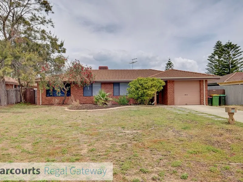 Waikiki - Convenient Family Home - 3 x 1 - $370 p/w