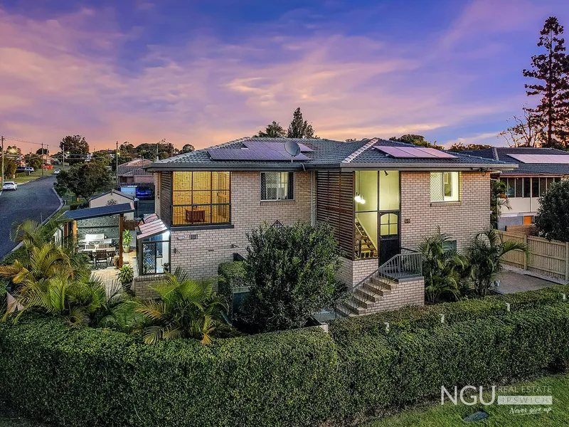 MONUMENTAL FAMILY RESIDENCE SPLIT ACROSS TWO DISTINCT LEVELS WITH A GORGEOUS POOL AND FOUR-BAY SHED TO THE REAR!