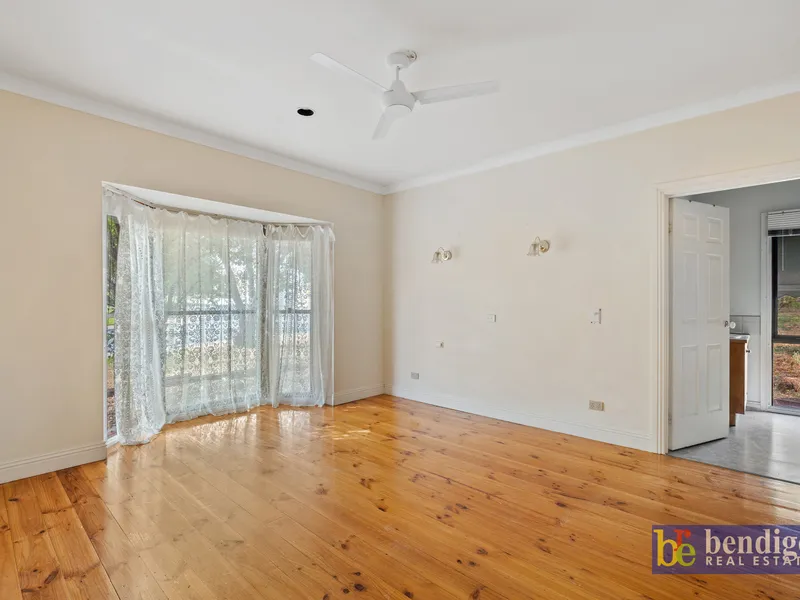 THREE BEDROOM HOME IN KENNINGTON