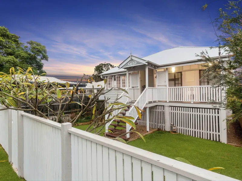 QUEENSLANDER WITH CHARACTER & TRADITIONAL CHARM