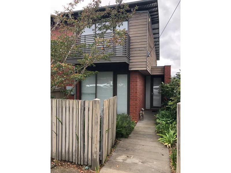 Light-filled Architecturally Designed Townhouse