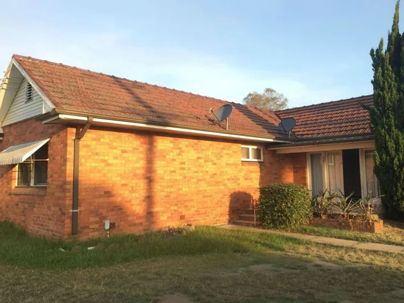 3 Bedroom Home Close to Schools!