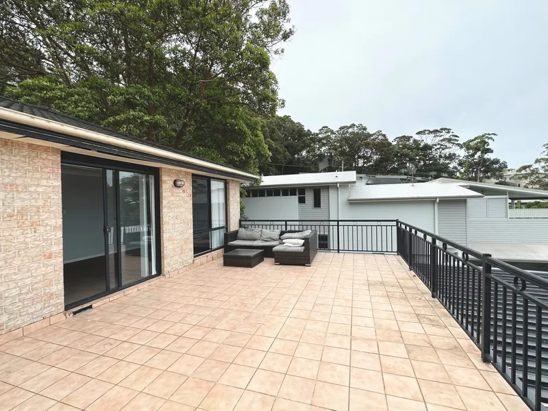 Unit located only minutes away from the heart of Terrigal.