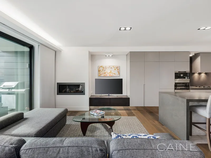 Boutique City Edge Luxury Living