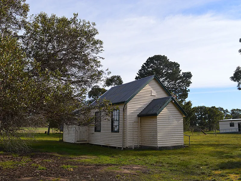 CHURCH BUILDING IN RURAL STH GIPPSLAND LOCATION- WHAT A FIND