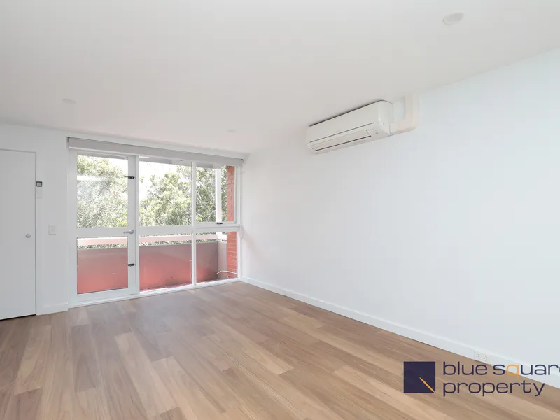 Renovated apartment with views over the Botanic Gardens