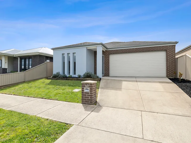 Golden Opportunity To Call Canopy Avenue Yours!