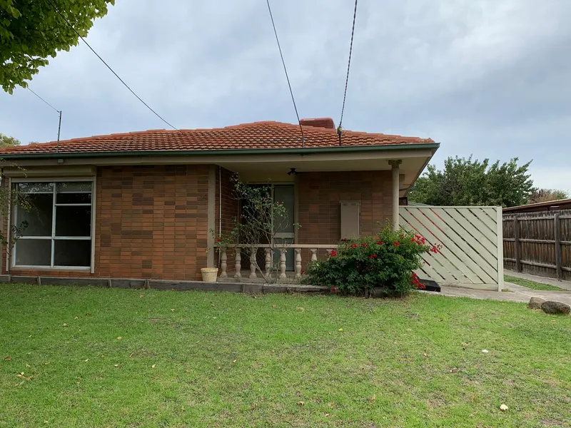 3 BEDROOM FAMILY HOME