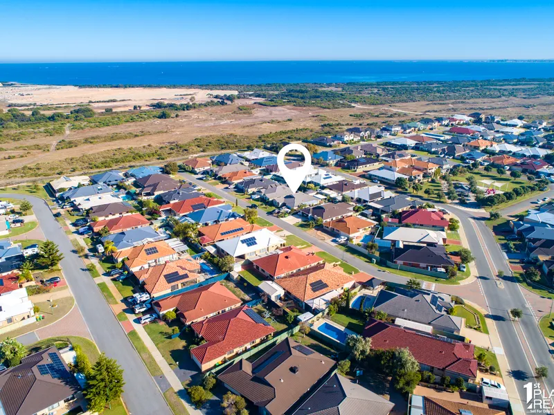 Huge 4 bedroom 2 bathroom family home with space for all the family!