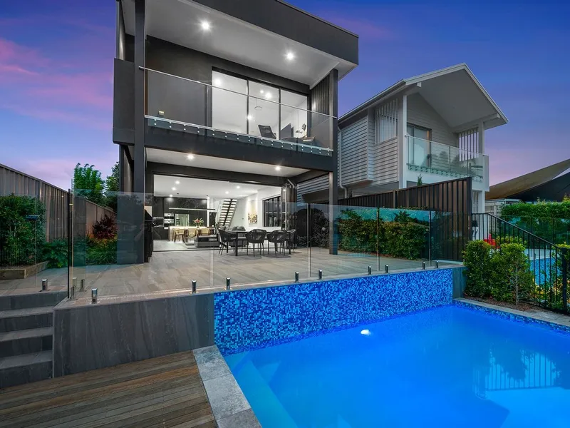 Award winning design, North to water, Must and Will Be Sold !