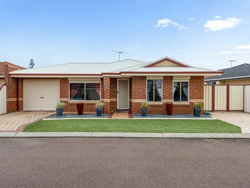 Why: Because carefree coastal living never goes out of style!