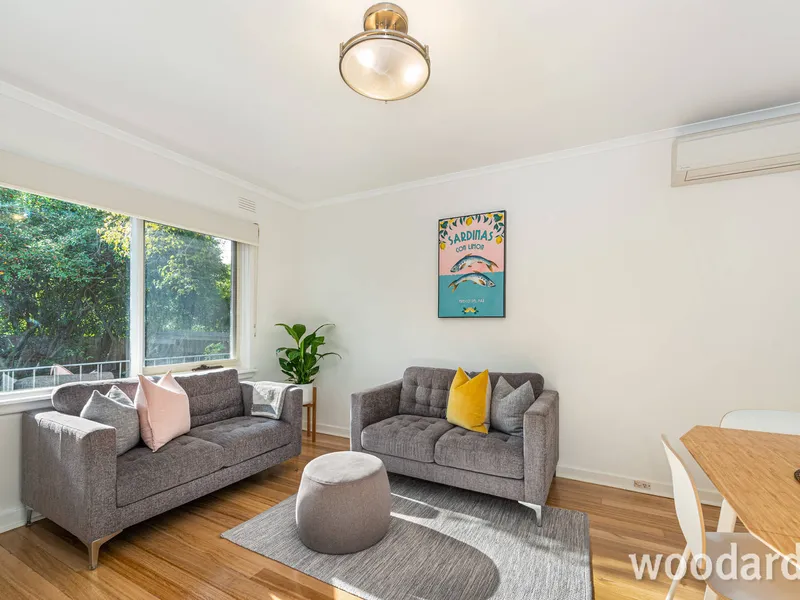 Updated Scotch Hill retreat with ground floor appeal