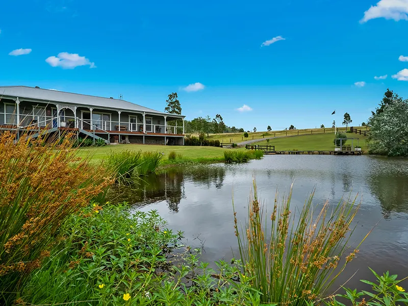 Perfect Lifestyle Property with Stunning Views
