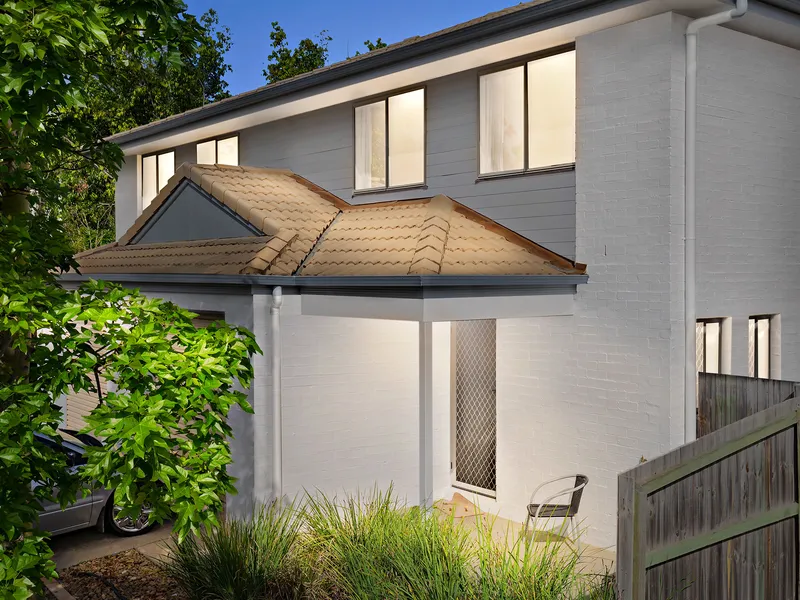 This beautifully updated townhouse in Bracken Ridge will surprise and delight.