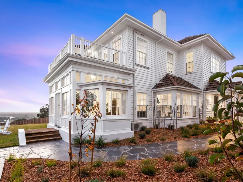 Broom Cottage – Executive Living