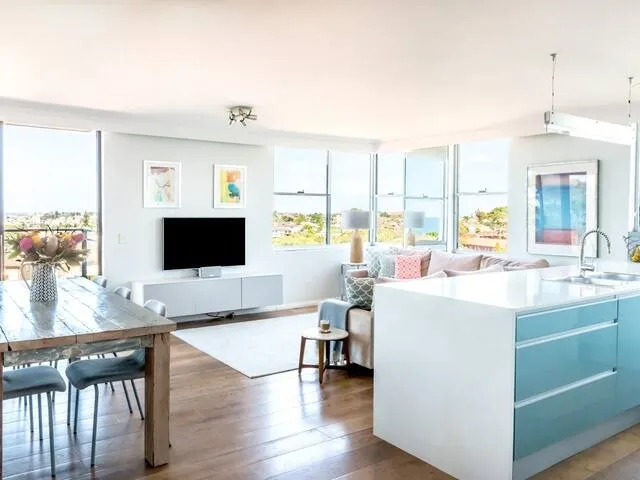 Bronte panoramic 3br family apt w/ ocean views