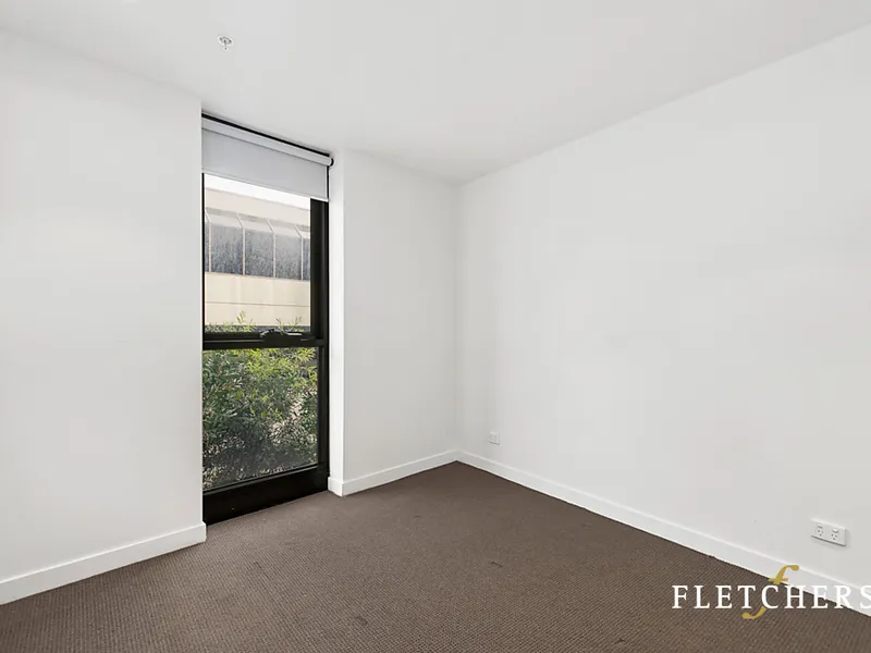 LUXURIOUS ONE BEDROOM APARTMENT