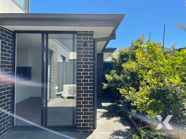 MASSIVE 25sqm OUTDOOR COURTYARD