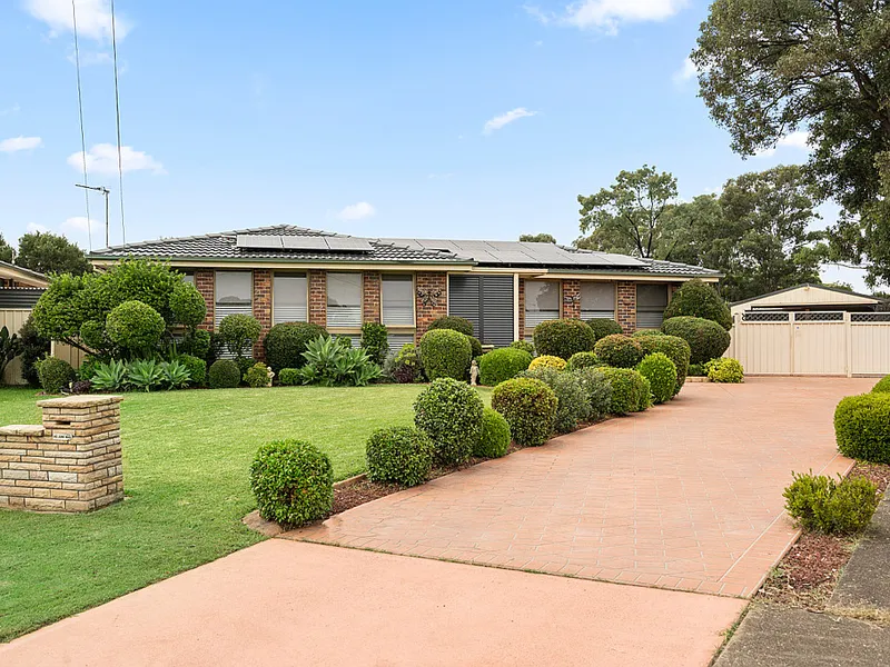 1011SQM | Beautifully Presented Family Home!