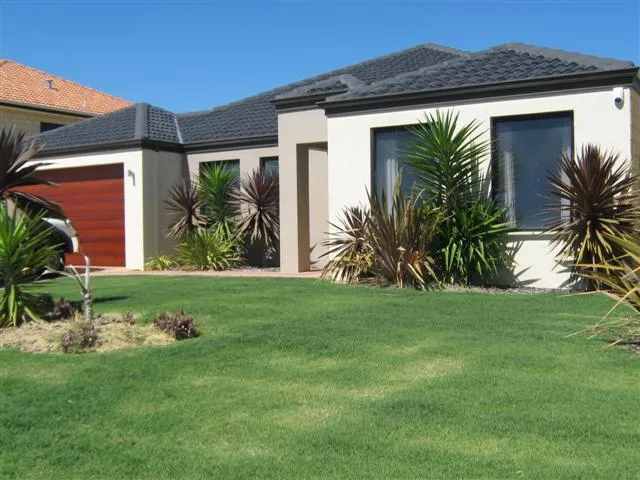 Family home, convenient location.... only $490 P/W