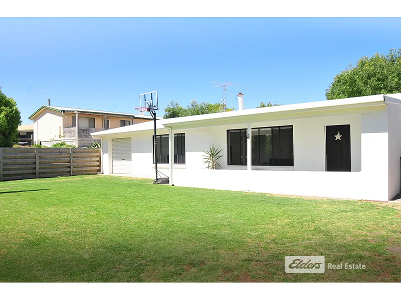 Lakeside delight in white.