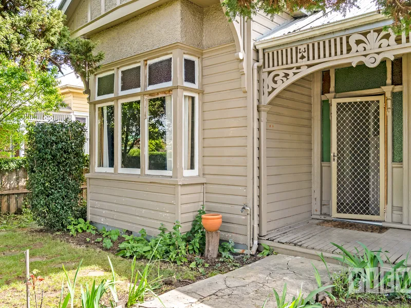 Conveniently Located Unit!