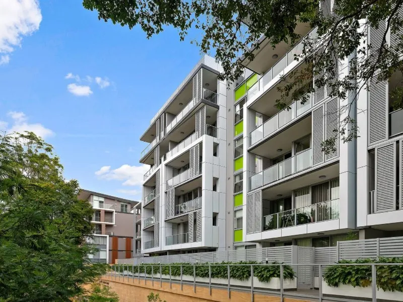 North Facing One Bedroom Plus Study Apartment