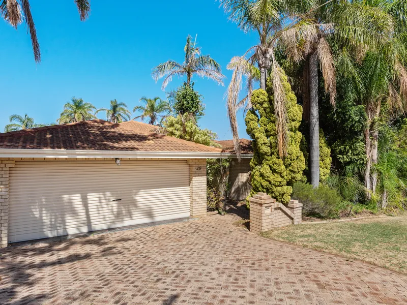 Sorry It's Gone! Under Offer!