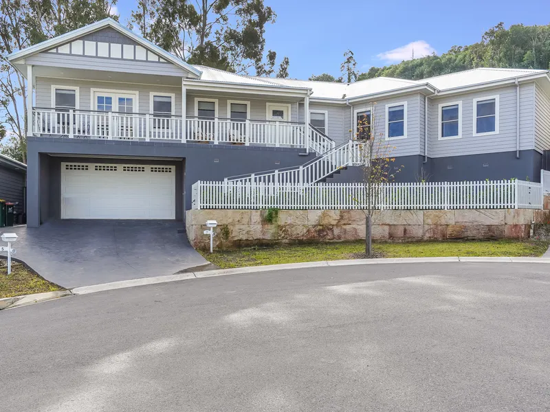 House & Granny on 814m2