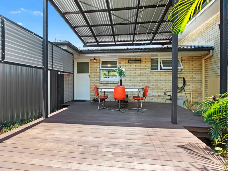 Positioned amongst the leafy green landscape!