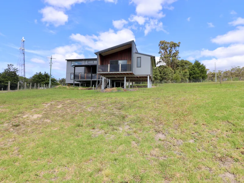 Brand New Home - Nothing to do but move in!!