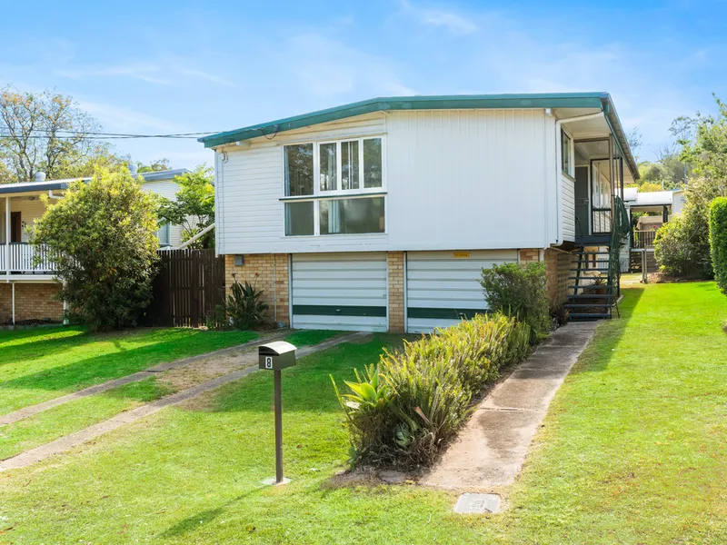 Highset Home with Separate Granny Flat!