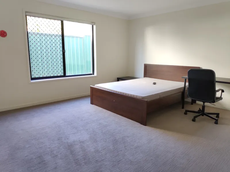 Furnished Master Room for Single (shared kitchen & laundry)