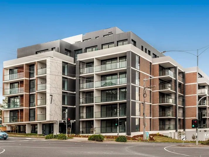 Stunning Ground Floor Apartment